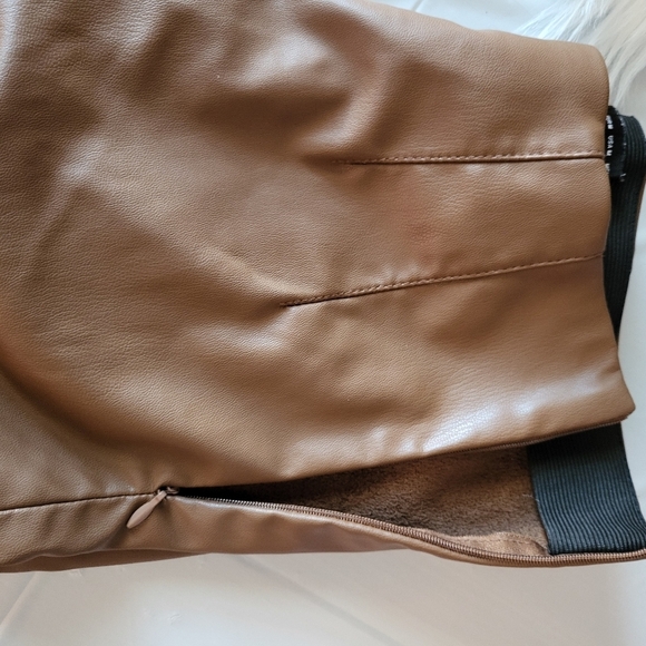 Zara faux leather pants Size Medium (28) - Picture 5 of 5